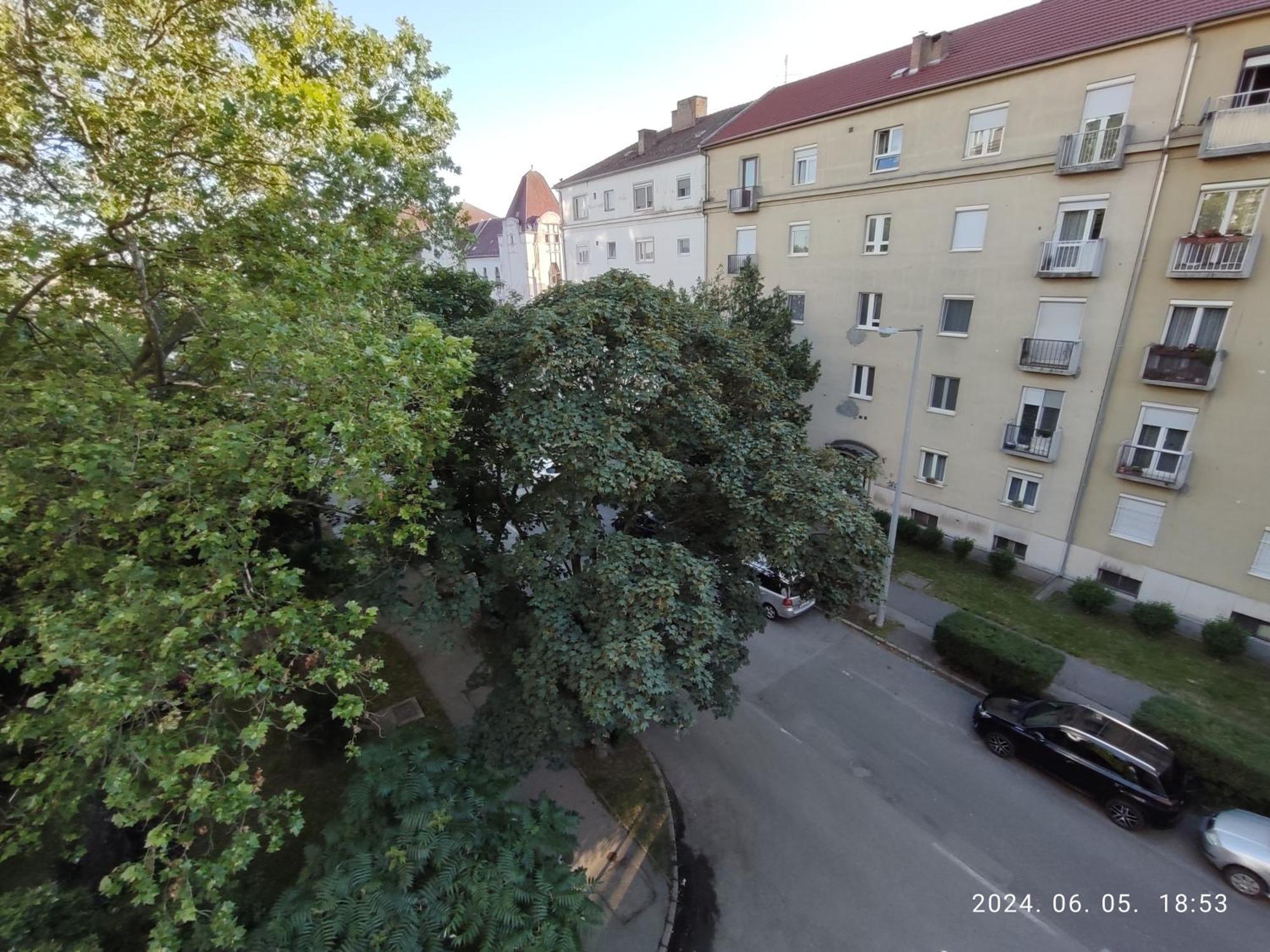 Startpont Apartman Peçuy Dış mekan fotoğraf